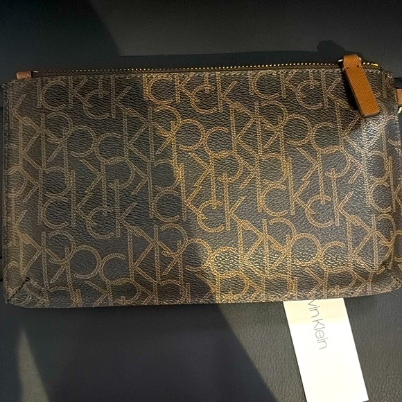 Calvin Klein Wristlet - Picture 4 of 6